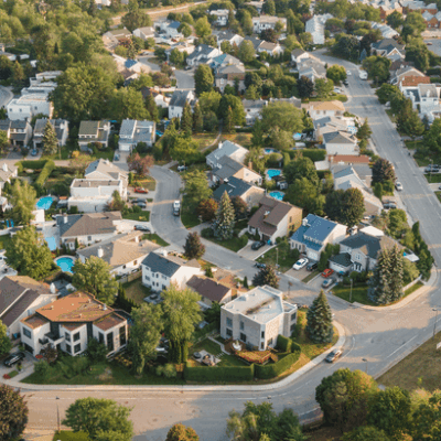 What Happens to the Housing Market When the Economy Slows Down?